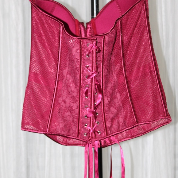 Adore Me. Wine Red Lace Corset Bustier with Front Closure. Sz. 1XL - Picture 4 of 7